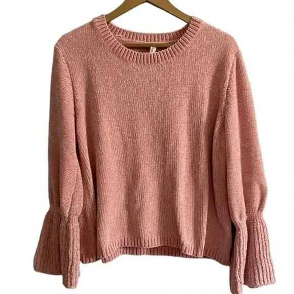 Elan Pink Chenille Bell Sleeve Sweater - Picture 2 of 9